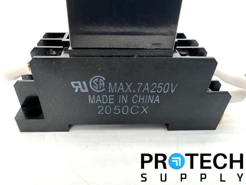 Load image into Gallery viewer, Omron PYF08A Powered Isolator + G3F-203S Solid Relay with WARRANTY