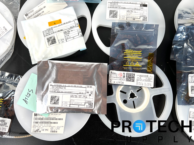 Load image into Gallery viewer, Lot of Miscellaneous Capacitor/Resistor/Regulator/Transistor/Chip
