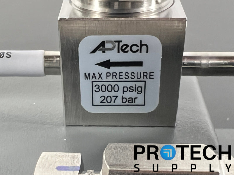 Load image into Gallery viewer, Matheson S1060-0242-001 Nitrogen Gas Purification System NEW with WARRANTY