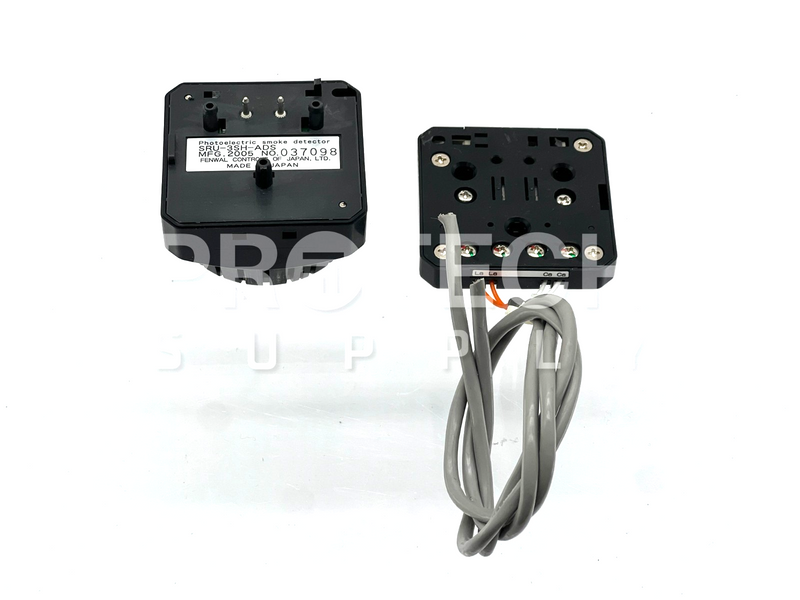 Load image into Gallery viewer, (Lot of 6) Fenwal SRU-3SH-ADS Photoelectric Smoke Detector with WARRANTY