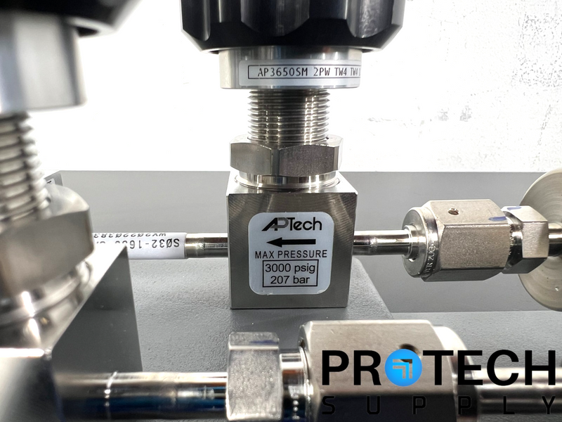Load image into Gallery viewer, Matheson S1060-0242-001 Hydrogen Gas Purification System NEW with WARRANTY