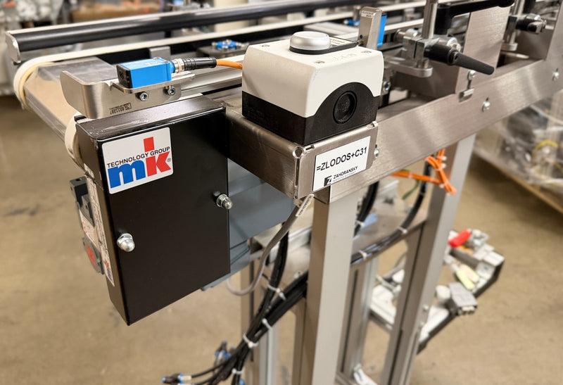 Load image into Gallery viewer, mk DGF-P 2001 Double Belt Conveyor w/ Pneumatic Stops & Sensors, Zahoransky
