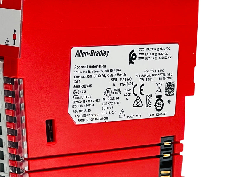 Load image into Gallery viewer, Allen-Bradley 5069-OBV8S Compact 5000 8 Channel DC Safety Output Module Series A