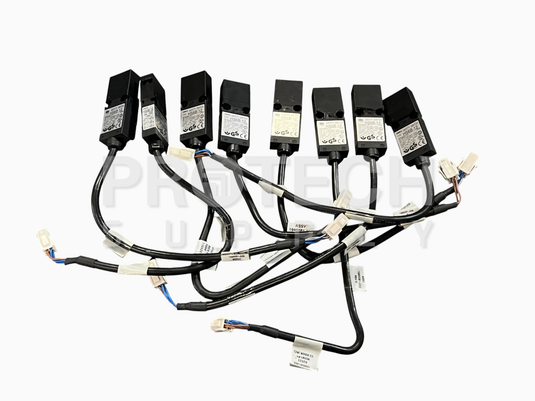 (Lot of 8) IDEC HS6B-12 Safety Interlock Switch