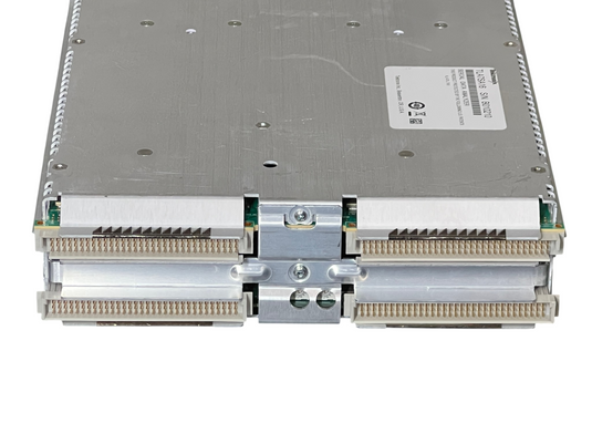Tektronix TLA7SA16 Serial Data Analyzer + P67SA08S Slot Interposer Probe