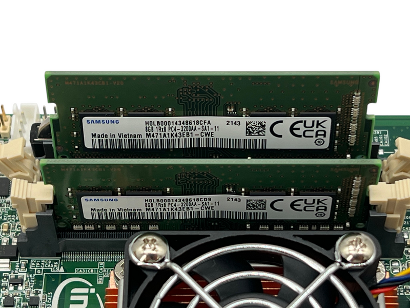 Load image into Gallery viewer, Intel J89441-002 Industrial Motherboard + Innodisk 3TG6-P + Samsung RAM
