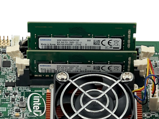 Intel Industrial Motherboard + Intel SSD J42128-101 + Samsung M474A1K43DB1 RAM