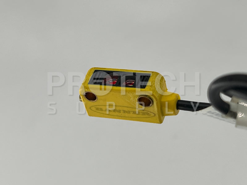 Load image into Gallery viewer, BANNER Q12AB6FF15 Photoelectric Sensor
