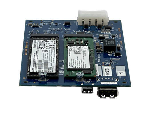 Intel Thundercat3 SSD Test Board + Western Digital 256GB SSD + Micron 512GB SSD