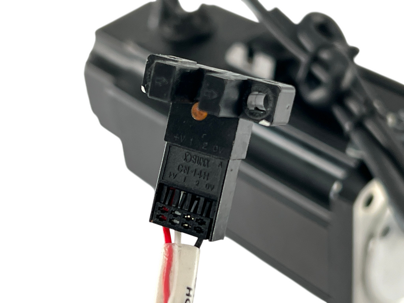 Load image into Gallery viewer, Emerson XVM-8017-TBNS-D004 Servo Motor 960912-19
