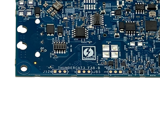Intel Thundercat3 Test Board + Western Digital 256GB SSD + Innodisk 512GB SSD