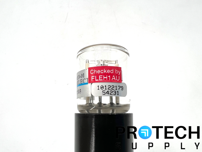 Load image into Gallery viewer, Hamamatsu L4633-01 Xenon Flash Lamp + 4370-01 Socket w/ WARRANTY
