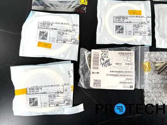 Lot of Misc Passive/Active Parts Capacitor/Resistor/Regulator/Transistor/Chip