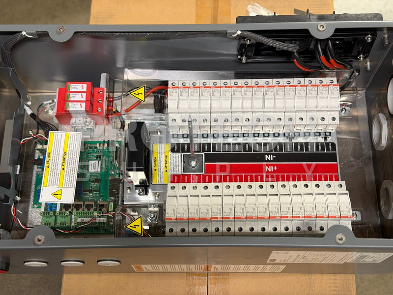 Load image into Gallery viewer, NEW ABB TRIO DC Wiring Box DCWB-2 TRIO  60 + DEHNguard with WARRANTY
