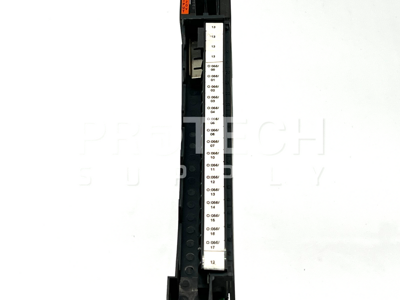 Load image into Gallery viewer, Allen-Bradley 1771-OAD C AC Output Module 96234271 A01 with WARRANTY
