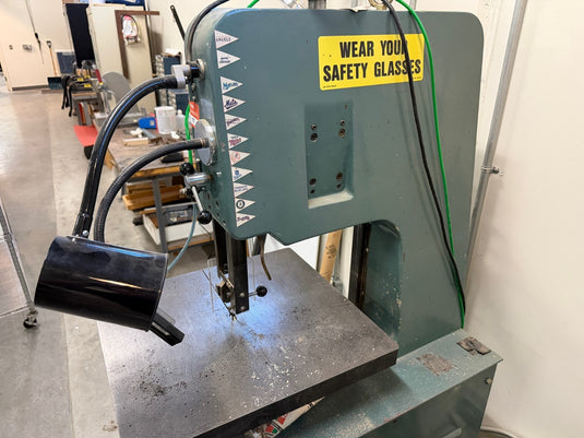 Enco 360 Metal Cutting Vertical Bandsaw