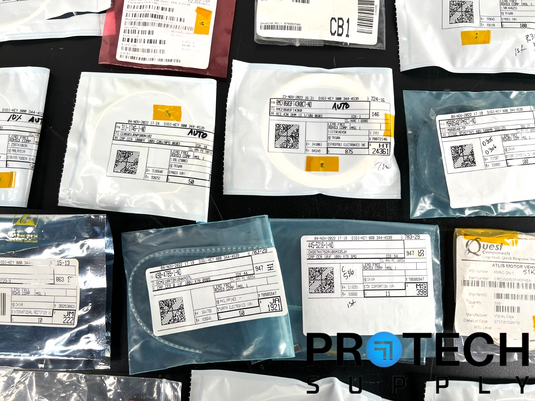 Lot of Misc Passive/Active Parts Capacitor/Resistor/Regulator/Transistor/Chip