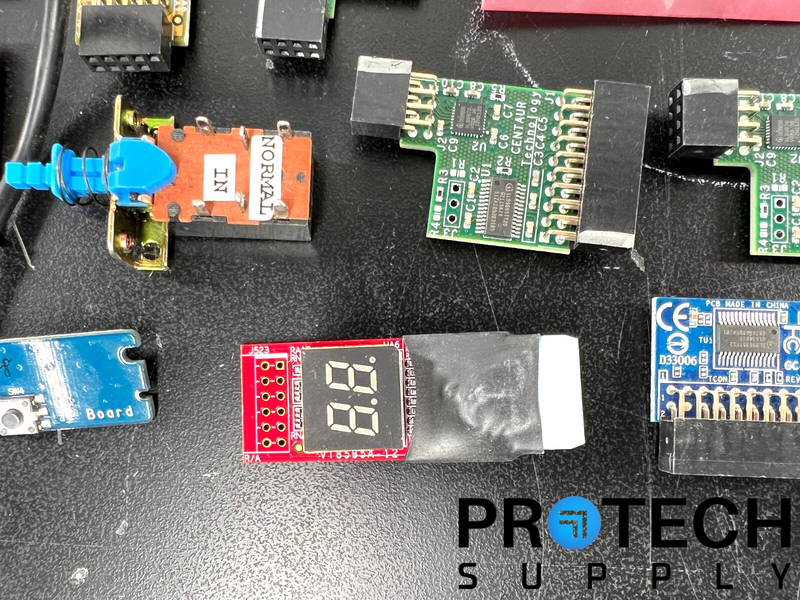 Load image into Gallery viewer, Lot of Misc Circuit / Control Boards
