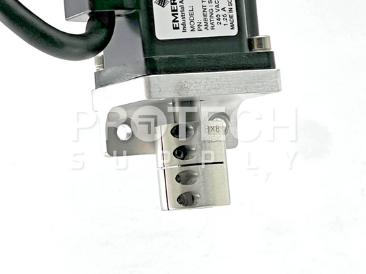 EMERSON XVM-402-TONS-D001 Servo Motor 960916-0B GUARANTEED