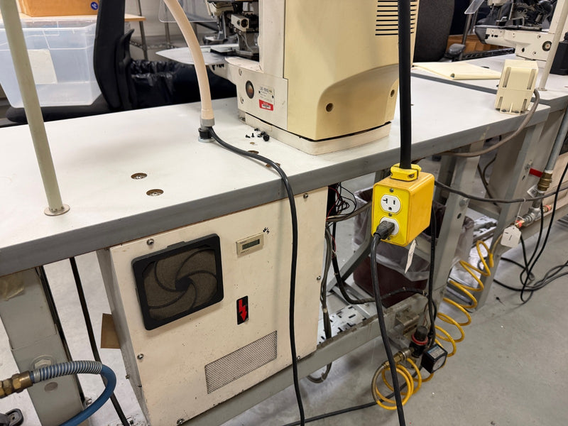 Load image into Gallery viewer, JUKI LK-1910HA Sewing Machine Complete Workstation
