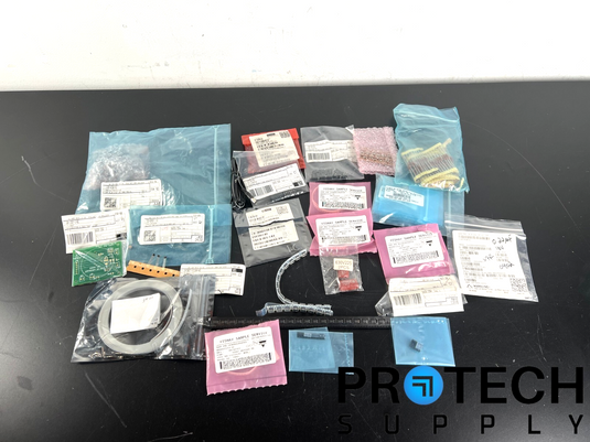 Lot of Miscellaneous Capacitor/Resistor/Regulator/Transistor/Chip
