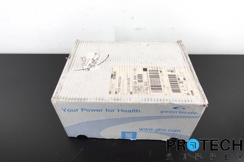 Load image into Gallery viewer, Box of 30 Greiner Bio-One 655074 Microplate 96 Well White NEW
