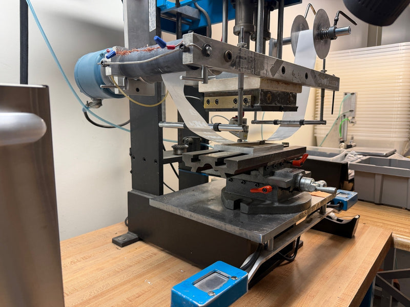 Load image into Gallery viewer, CASSCO HPS-1000 Hot Stamping Machine + Avantco Convection Oven
