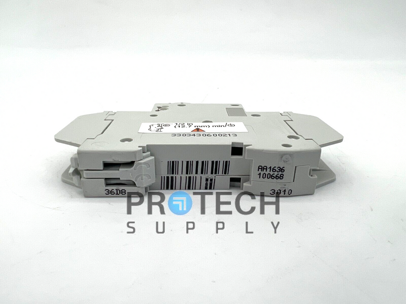 Load image into Gallery viewer, Lot of 3 Schneider Electric 60120 Circuit Breaker Multi 9 with WARRANTY
