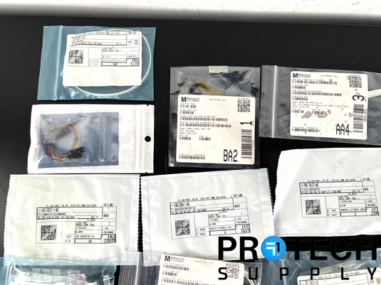 Lot of Miscellaneous Capacitor/Resistor/Regulator/Transistor/Chip