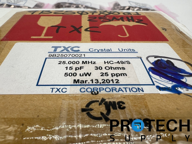 Load image into Gallery viewer, (Lot of 1068) TXC HC-49/S Crystal Units 30 Ohms with WARRANTY
