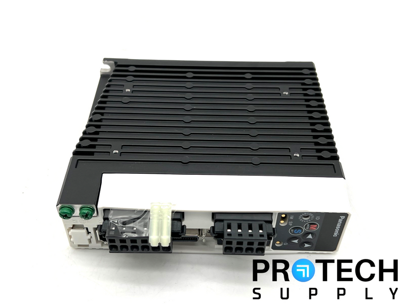 Load image into Gallery viewer, Panasonic MADDT1207 AC Servo Drive NEW with WARRANTY
