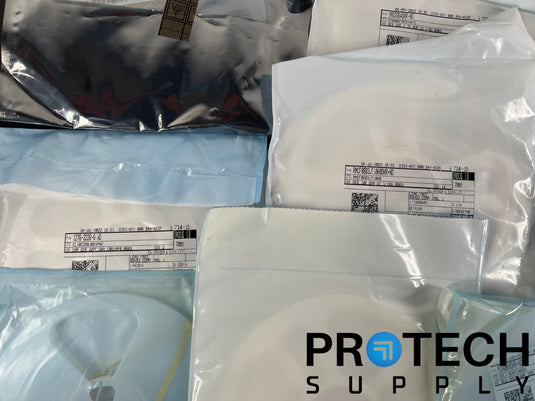 (Lot of Misc) Capacitors / Resistor
