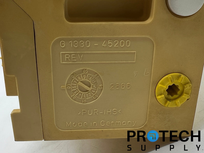 Load image into Gallery viewer, Agilent G1330-44104 Heat Exchanger from 1100 HPLC G1330B ALS Therm w/ WARRANTY
