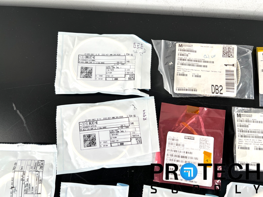 Lot of Misc Passive/Active Parts Capacitor/Resistor/Regulator/Transistor/Chip