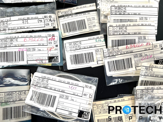 Lot of Miscellaneous Capacitor/Resistor/Regulator/Transistor/Resistor/Inverter