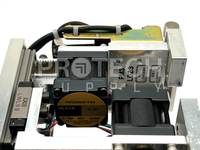 Load image into Gallery viewer, (Lot of 6) Vexta PMM33AH2-C44 Stepper Motor Clamp Assembly
