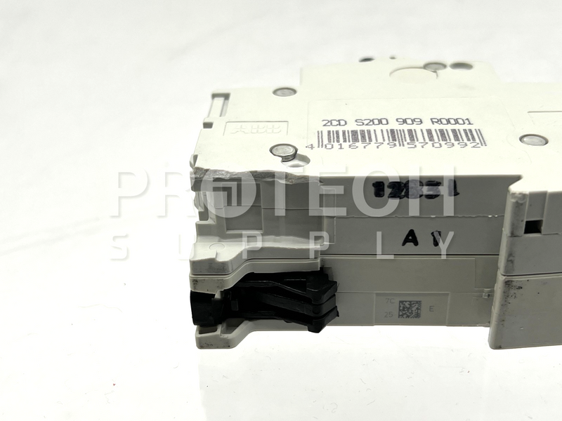 Load image into Gallery viewer, (Lot of 5) Misc ABB Circuit Breaker S2C-CM2/3 / S201M-C16 / S201M-C2 / D201M-C25
