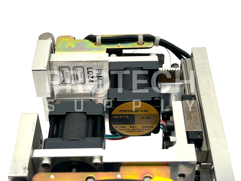 Load image into Gallery viewer, Lot of  Vexta PMM33AH2-C44 Stepper Motor Clamp Assembly
