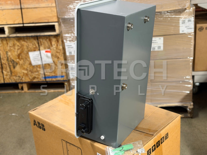 Load image into Gallery viewer, NEW ABB TRIO DC Wiring Box DCWB-2 TRIO  60 + DEHNguard with WARRANTY
