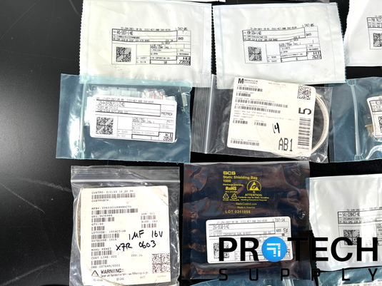 Lot of Miscellaneous Capacitor/Resistor/Regulator/Transistor/Chip