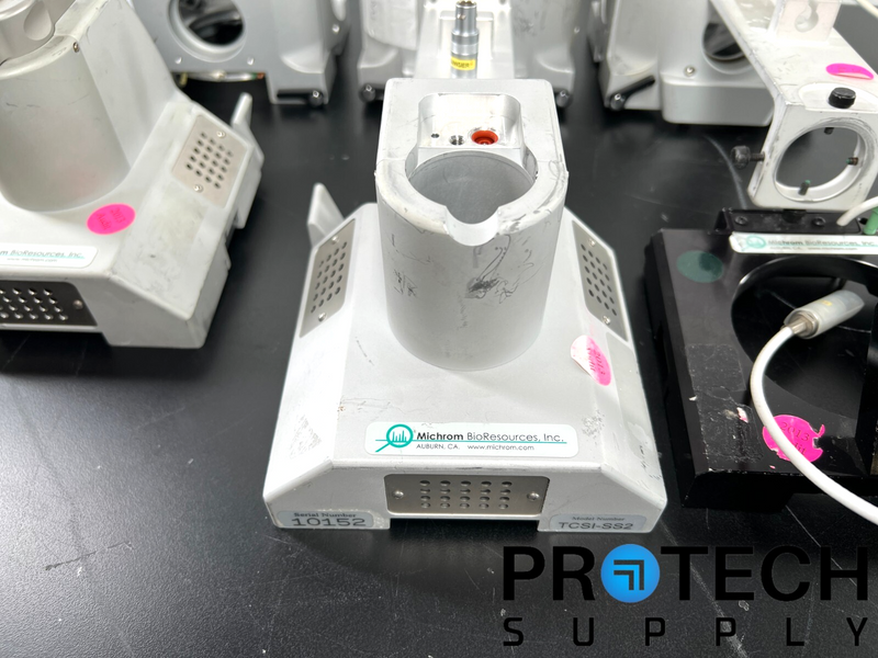 Load image into Gallery viewer, Lot of AB Sciex Thermo TSQ Ion Sourse Newport MT / Lemo FFR.IS Conn for PARTS
