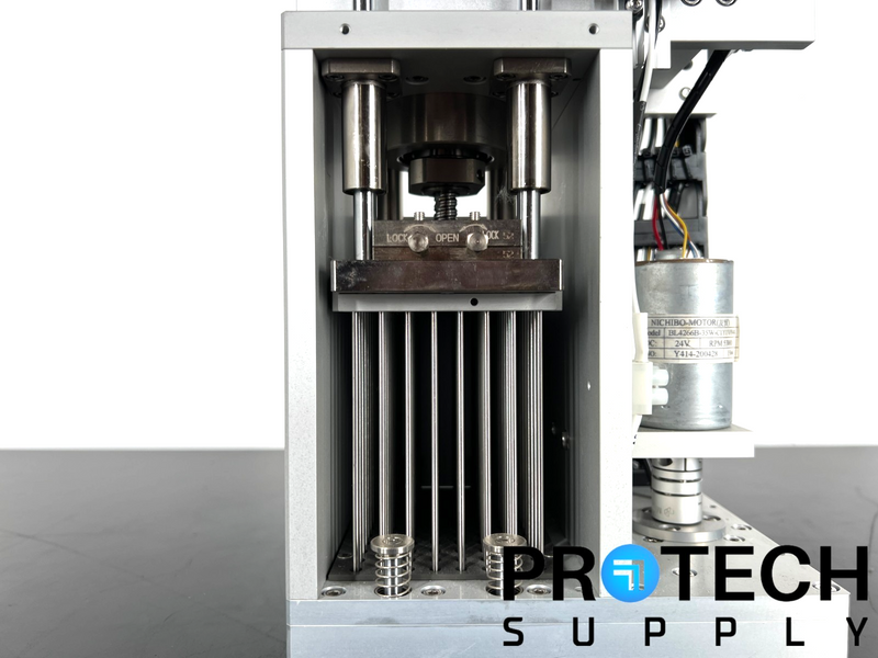 Load image into Gallery viewer, 96-Channel Pipetting Head Robotic Assembly from M96 Extraction System
