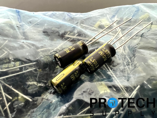 (Lot of Misc.) Ceramic Capacitors / Aluminum Capacitors etc.