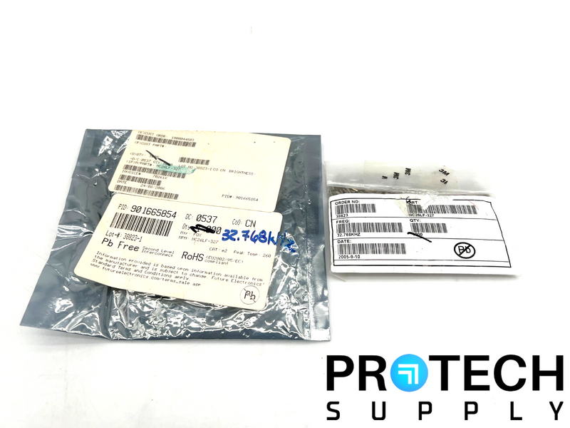 Load image into Gallery viewer, (650/Pk) Fox Electronics NC26LF-327 Crystal Cylindrical Can 50kOhms w/ WARRANTY
