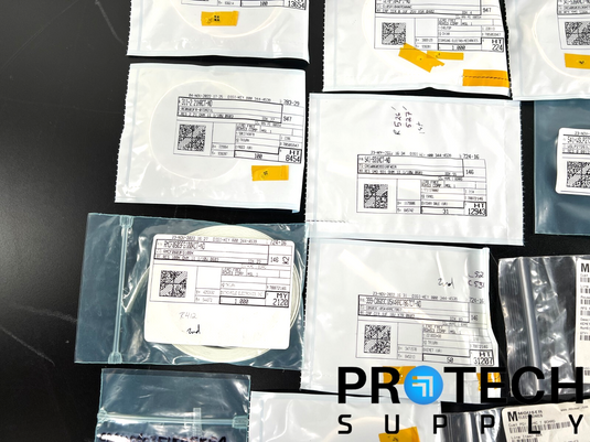 Lot of Misc Passive/Active Parts Capacitor/Resistor/Regulator/Transistor/Chip