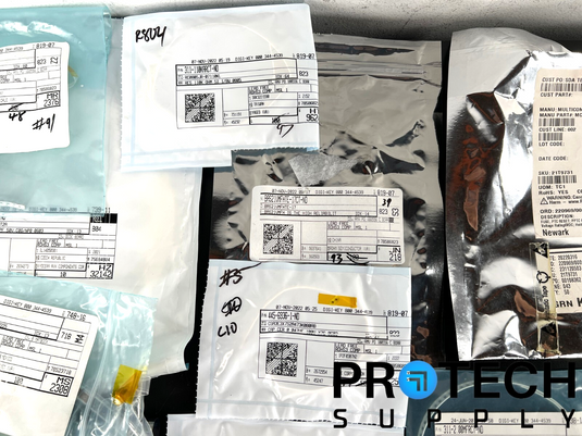 Lot of Misc Passive/Active Parts Capacitor/Resistor/Regulator/Transistor/Chip