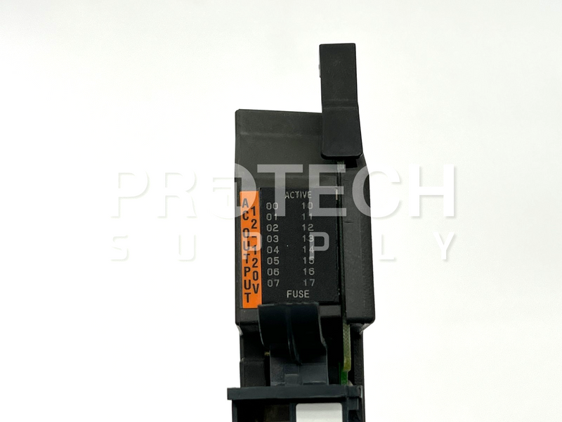 Load image into Gallery viewer, Allen-Bradley 1771-OAD/C AC Output Module 96234272 A01 with WARRANTY
