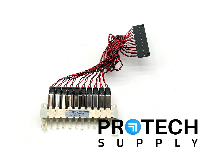 Load image into Gallery viewer, SMC SS073M01-10-DAM00541 Solenoid Valve Manifold Array with WARRANTY
