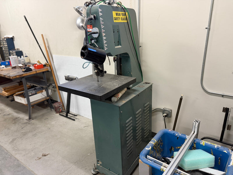 Load image into Gallery viewer, Enco 360 Metal Cutting Vertical Bandsaw
