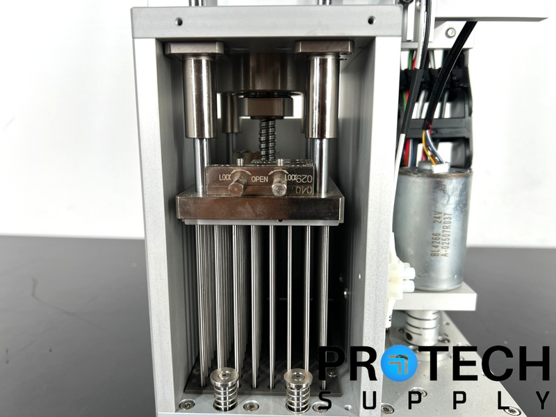 Load image into Gallery viewer, 96-Channel Pipetting Head Robotic Assembly from M96 Extraction System
